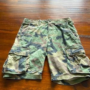 GAP army shorts